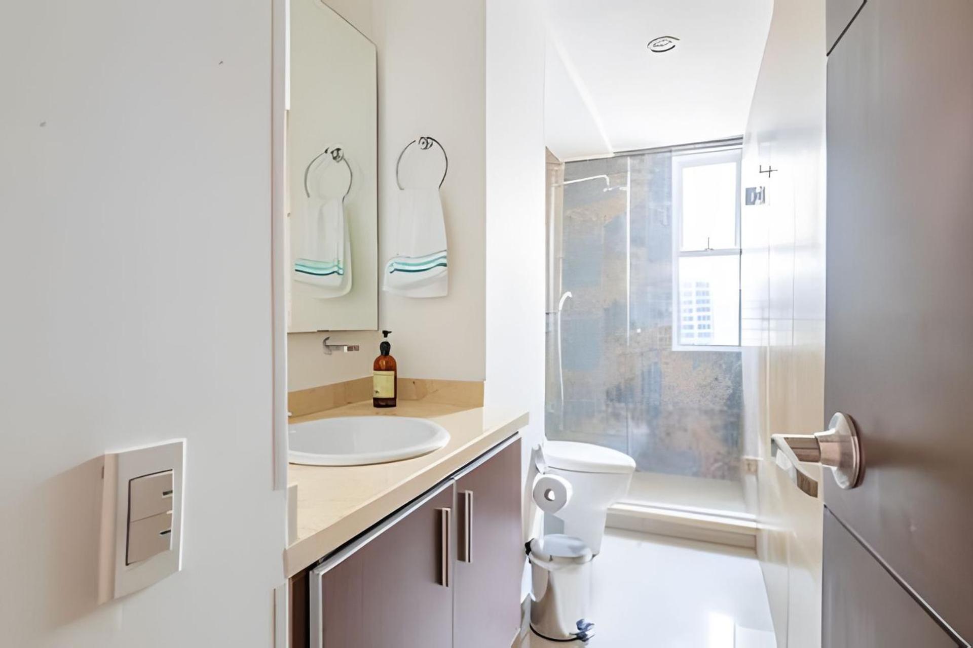 1 Bedroom Morros. Access *