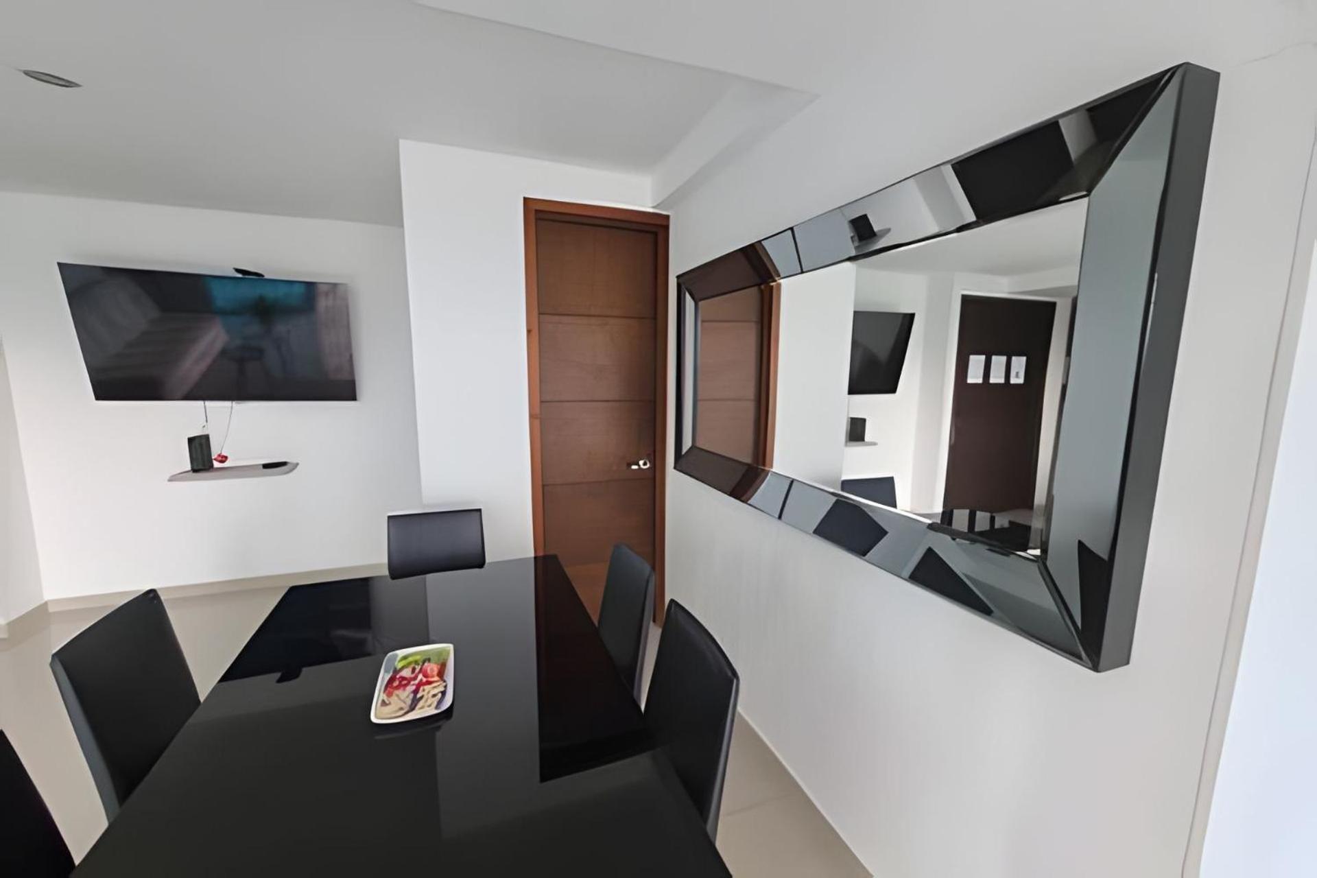 1 Bedroom Morros. Access